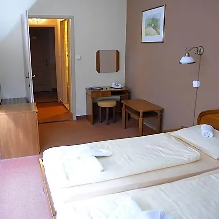 Minerva Szálloda 3*