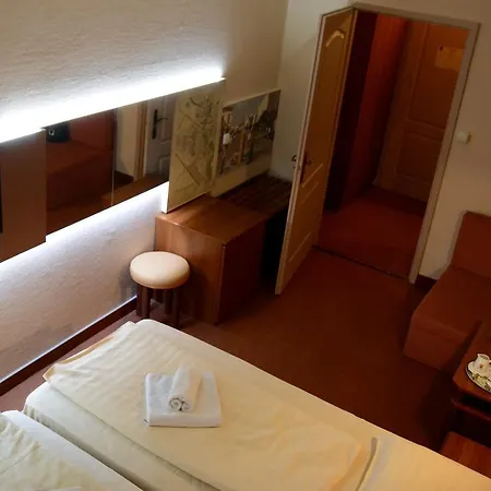 Szálloda Minerva 3*